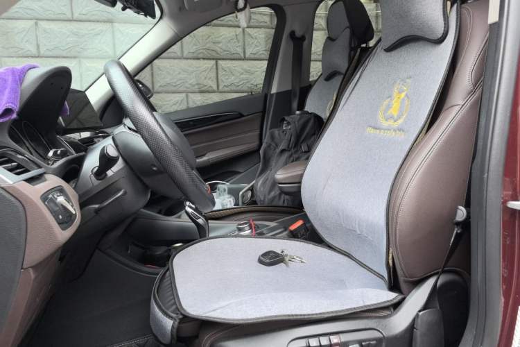Used BMW X1 2022 sDrive20Li Fashion Model Left Front Seat