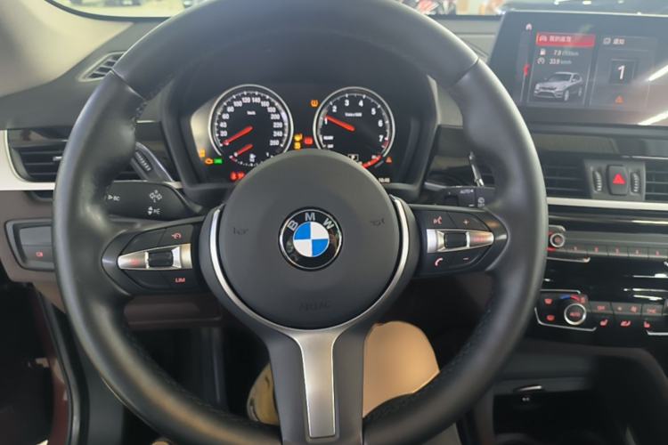 Used BMW X1 2022 sDrive25Li Leading Model Steering Wheel