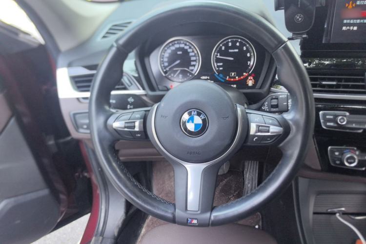 Used BMW X1 2022 sDrive25Li Leading Model Steering Wheel