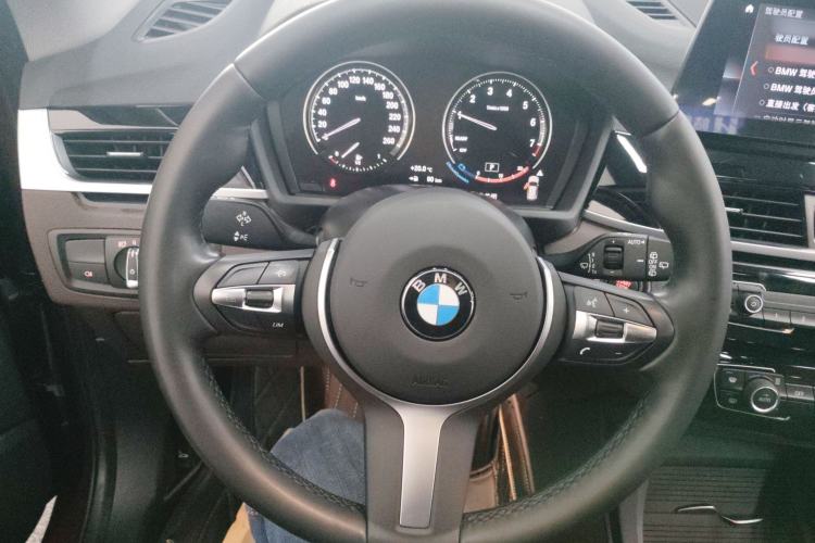 Used BMW X1 2022 sDrive25Li Leading Model Steering Wheel