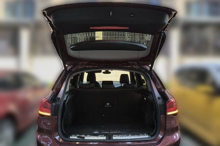 Used BMW X1 2022 sDrive20Li Fashion Model Trunk