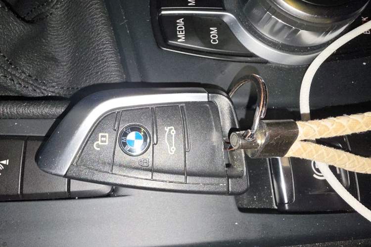 Used BMW X1 2022 sDrive25Li Leading Model Vehicle Key