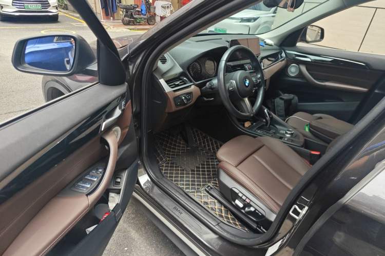 Used BMW X1 2022 sDrive25Li Leading Model Driver Seat