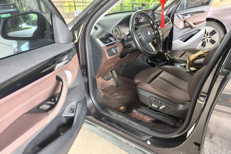 Used BMW X1 2022 sDrive25Li Leading Model Driver Seat