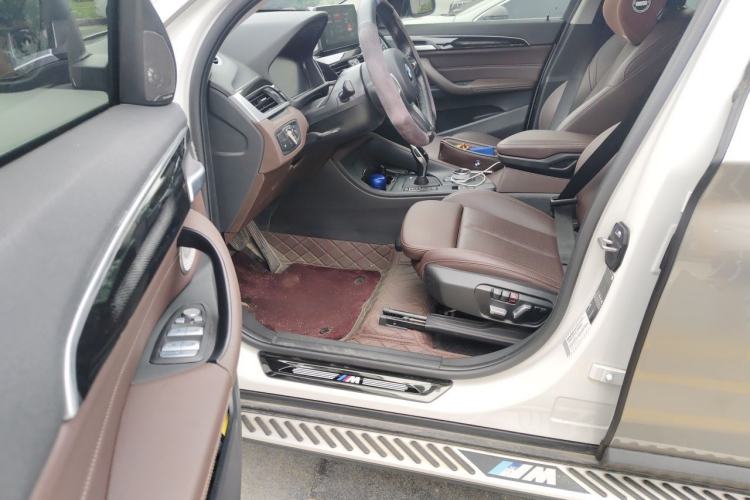 Used BMW X1 2022 sDrive25Li Leading Model Driver Seat
