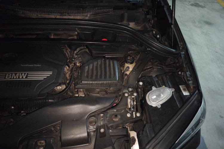 Used BMW X1 2022 sDrive25Li Leading Model Engine Bay Left