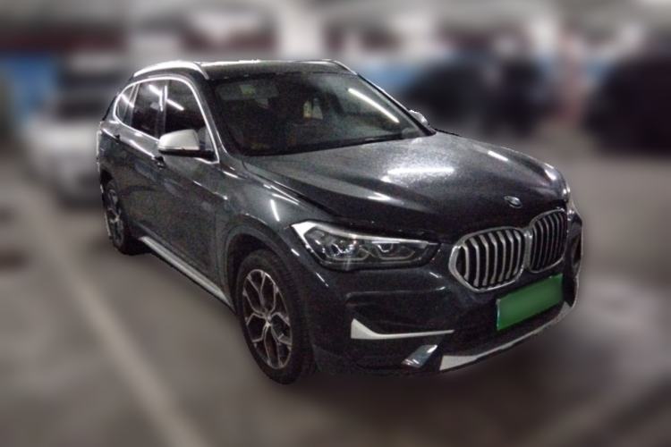 Used BMW X1 2022 sDrive20Li Luxury Model Front Right 45 Deg
