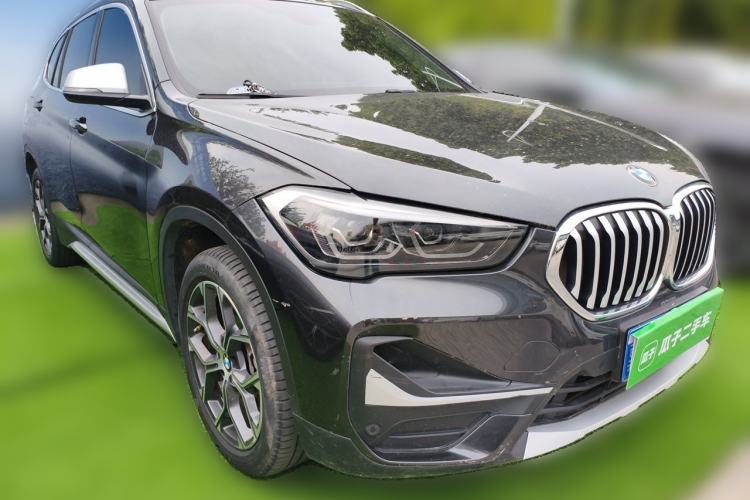 Used BMW X1 2022 sDrive20Li Luxury Model Front Right 45 Deg