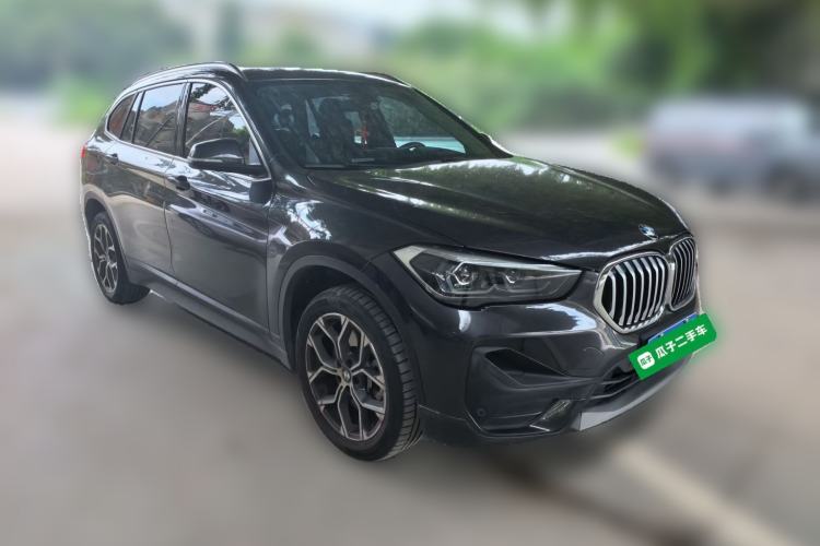 Used BMW X1 2022 sDrive25Li Leading Model Front Right 45 Deg