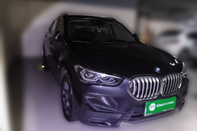 Used BMW X1 2022 sDrive25Li Leading Model Front Right 45 Deg