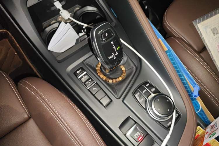 Used BMW X1 2022 sDrive25Li Leading Model Gear Lever