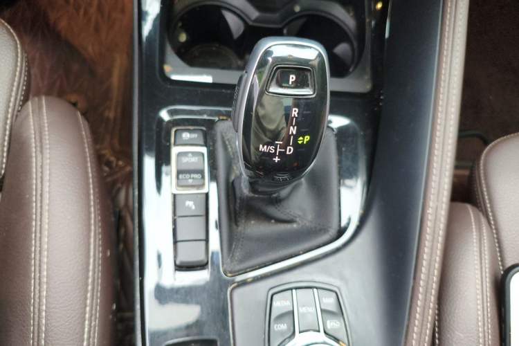 Used BMW X1 2022 sDrive20Li Luxury Model Gear Lever