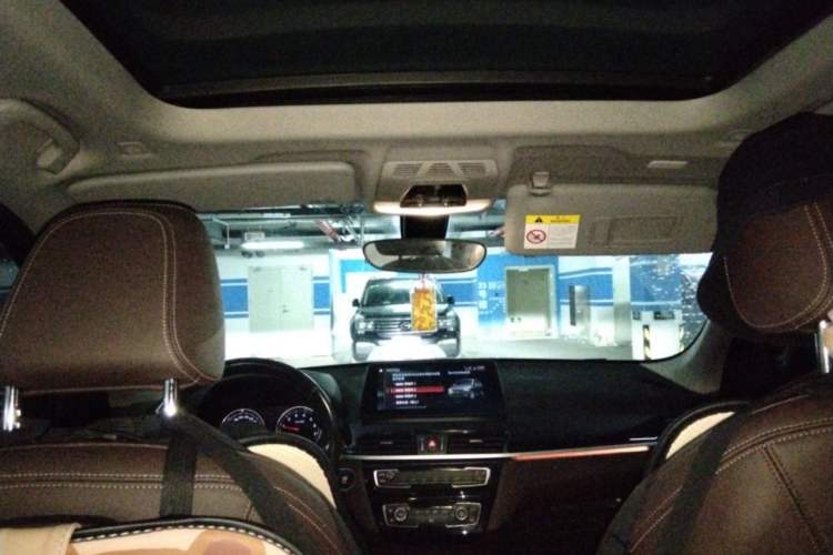 Used BMW X1 2022 sDrive20Li Luxury Model Headliner