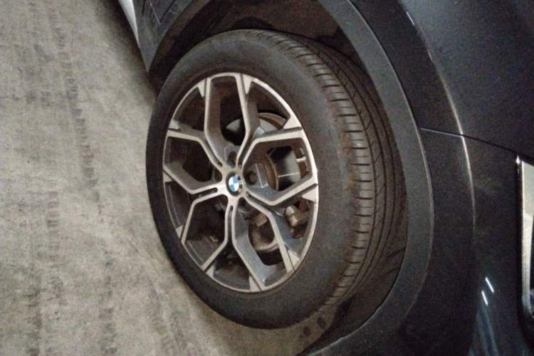 Used BMW X1 2022 sDrive20Li Luxury Model Right Front Wheel Hub