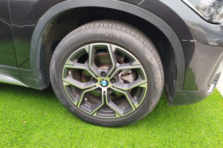 Used BMW X1 2022 sDrive20Li Luxury Model Right Front Wheel Hub