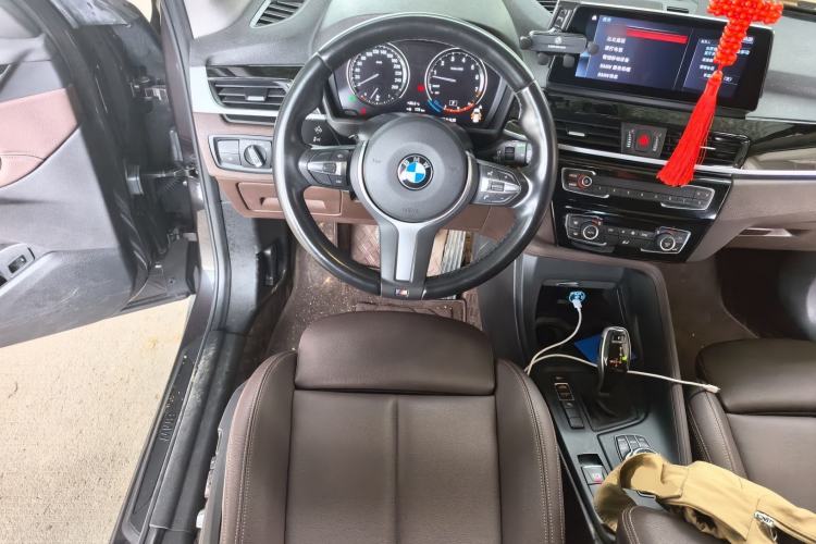Used BMW X1 2022 sDrive25Li Leading Model Steering Wheel