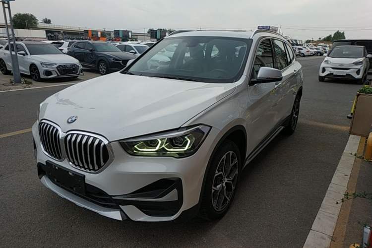 BMW X1 2022 sDrive20Li Luxury Model usado Guazi used car, China used car export, Used car for sale, Used cars, Cheapest cars for sale