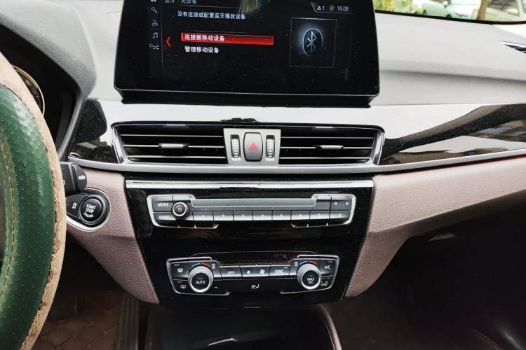 Used BMW X1 2022 sDrive25Li Leading Model Audio And AC Panel