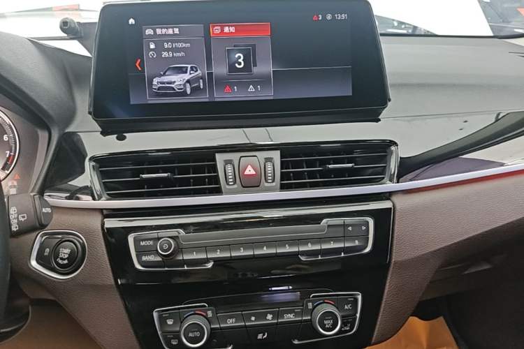 Used BMW X1 2022 sDrive25Li Leading Model Audio And AC Panel