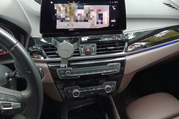 Used BMW X1 2022 sDrive25Li Leading Model Audio And AC Panel