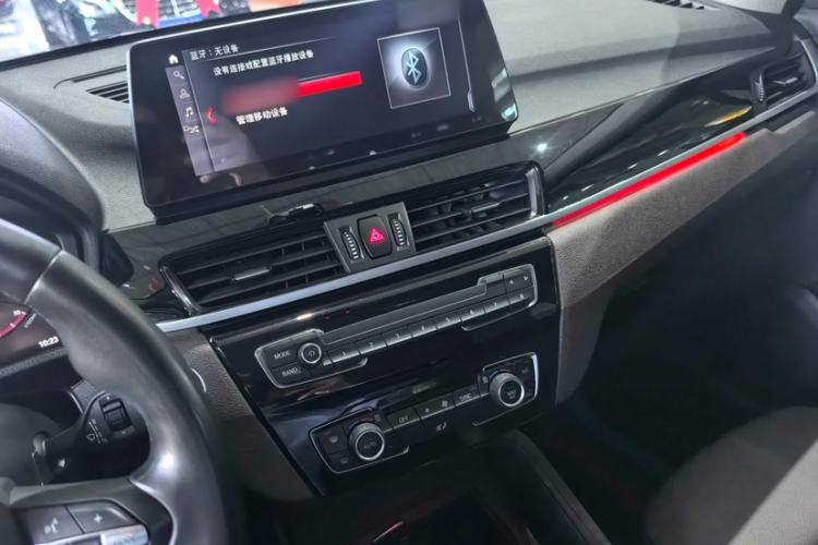 Used BMW X1 2022 sDrive25Li Leading Model Audio And AC Panel