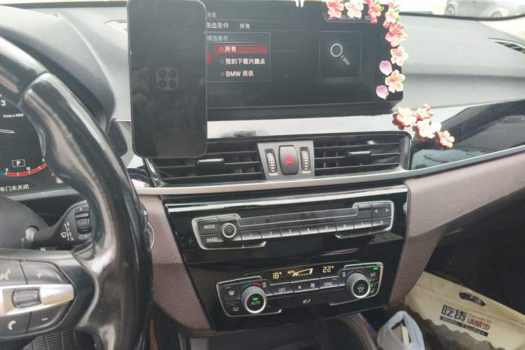 Used BMW X1 2022 sDrive25Li Leading Model Audio And AC Panel