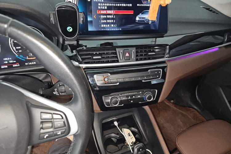 Used BMW X1 2022 sDrive20Li Fashion Model Audio And AC Panel