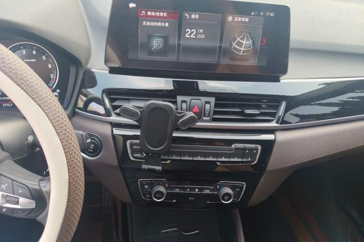 Used BMW X1 2022 sDrive25Li Leading Model Audio And AC Panel