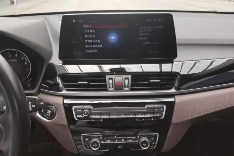 Used BMW X1 2022 sDrive25Li Leading Model Audio And AC Panel