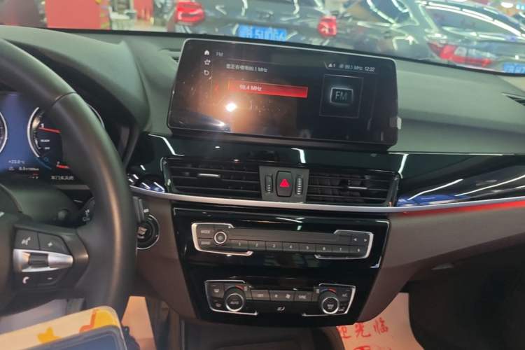 Used BMW X1 2022 sDrive25Li Leading Model Audio And AC Panel