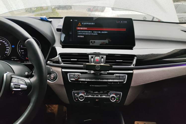 Used BMW X1 2022 sDrive25Li Leading Model Audio And AC Panel