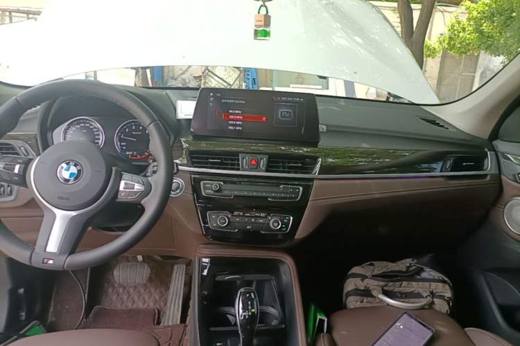 Used BMW X1 2022 xDrive25Li Luxury Model Audio And AC Panel