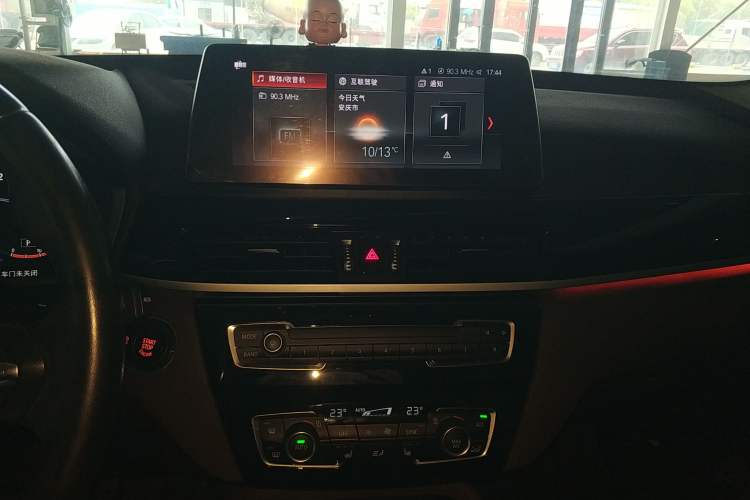 Used BMW X1 2022 sDrive25Li Leading Model Audio And AC Panel