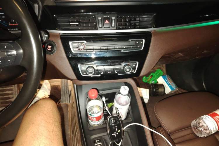 Used BMW X1 2022 sDrive25Li Leading Model Audio And AC Panel