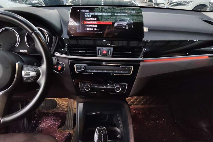 Used BMW X1 2022 sDrive25Li Leading Model Audio And AC Panel