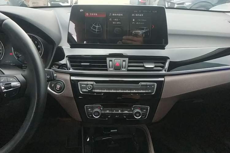 Used BMW X1 2022 sDrive20Li Luxury Model Audio And AC Panel