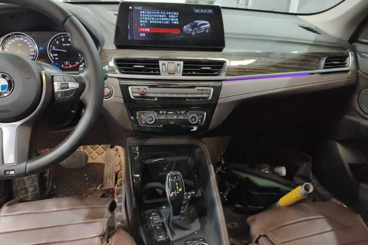 Used BMW X1 2022 Updated xDrive25Li Premium Edition Audio And AC Panel