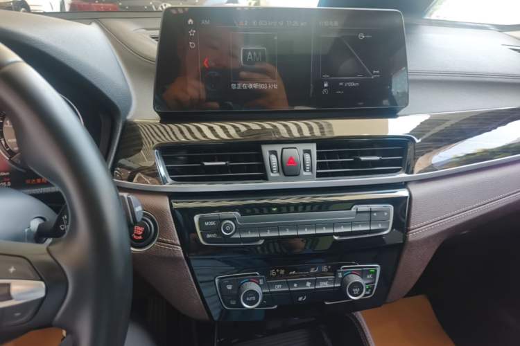 Used BMW X1 2022 Updated xDrive25Li Premium Edition Audio And AC Panel