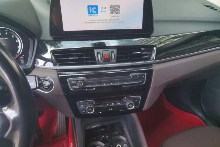 Used BMW X1 2022 sDrive25Li Leading Model Audio And AC Panel