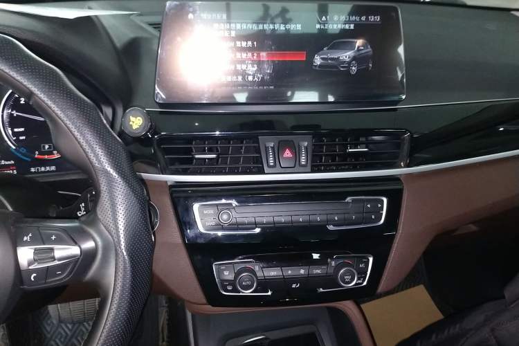 Used BMW X1 2022 sDrive25Li Leading Model Audio And AC Panel