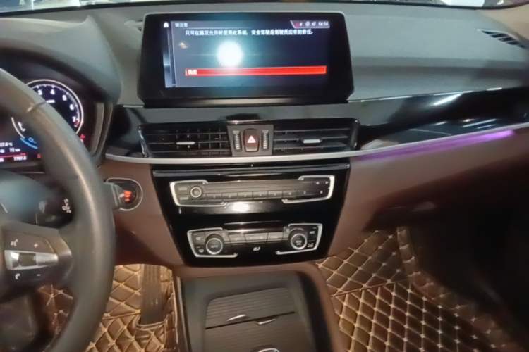 Used BMW X1 2022 sDrive25Li Leading Model Audio And AC Panel