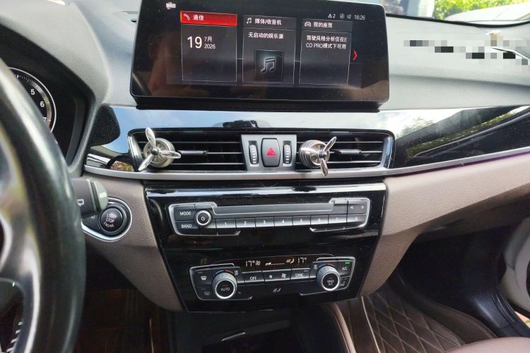 Used BMW X1 2022 sDrive25Li Leading Model Audio And AC Panel