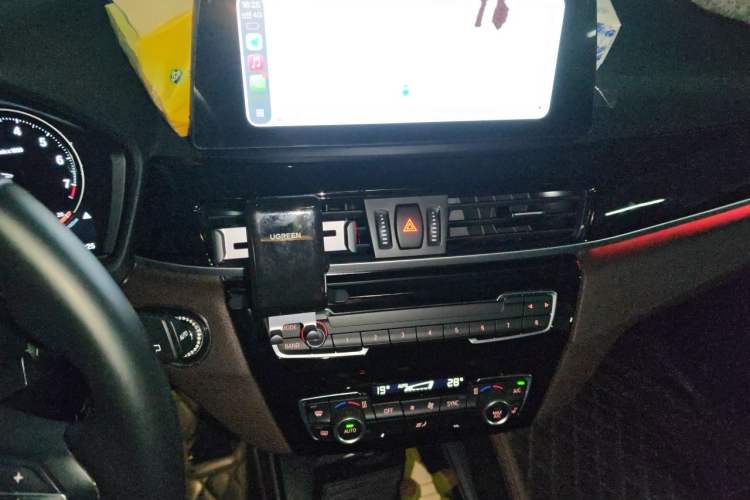 Used BMW X1 2022 sDrive25Li Leading Model Audio And AC Panel