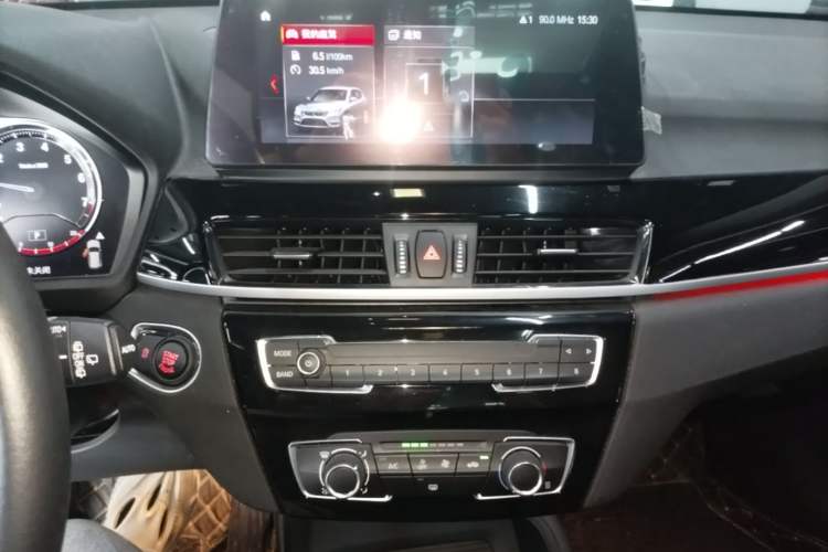 Used BMW X1 2022 sDrive20Li Fashion Model Audio And AC Panel