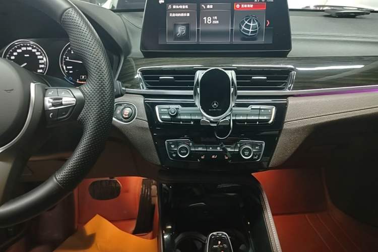 Used BMW X1 2022 Updated xDrive25Li Premium Edition Audio And AC Panel
