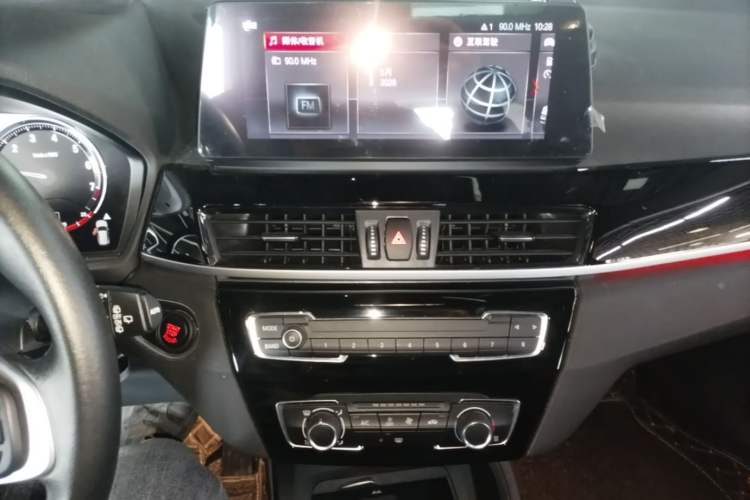 Used BMW X1 2022 sDrive20Li Fashion Model Audio And AC Panel