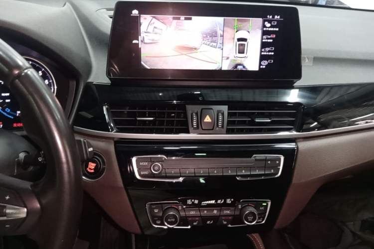 Used BMW X1 2022 sDrive20Li Luxury Model Audio And AC Panel