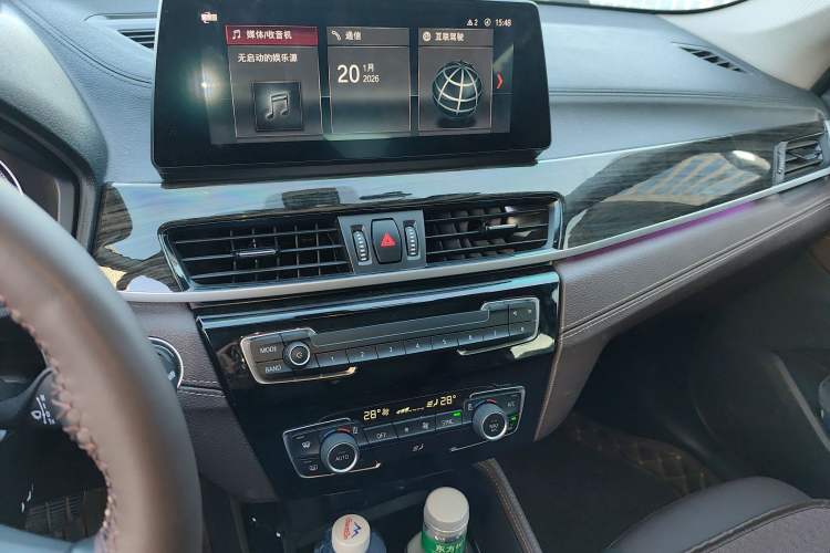 Used BMW X1 2022 xDrive25Li Luxury Model Audio And AC Panel