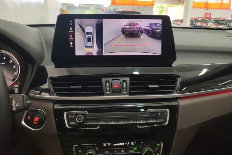 Used BMW X1 2022 sDrive25Li Leading Model Audio And AC Panel