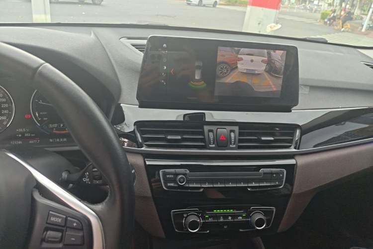 Used BMW X1 2022 sDrive20Li Fashion Model Audio And AC Panel
